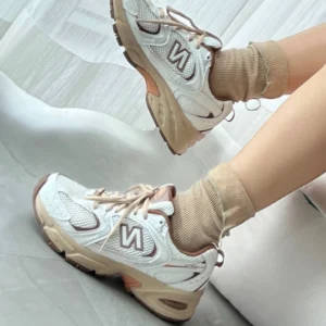 giay-new-balance-530-x-niko-and-white-brown-authentic.webp